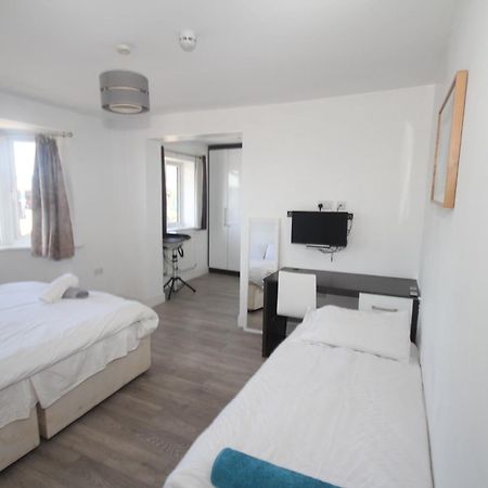 Lee'S House Villa Uxbridge Dış mekan fotoğraf