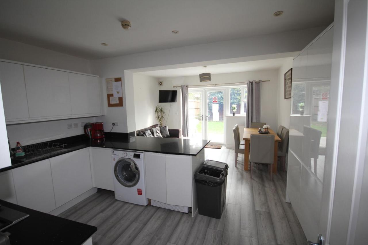 Lee'S House Villa Uxbridge Dış mekan fotoğraf